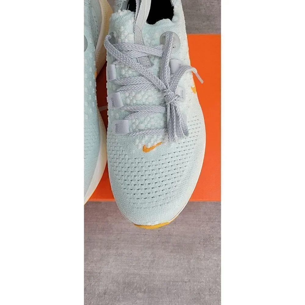 nike react escape rn fk barely green women size 8 barely green DC4269 300